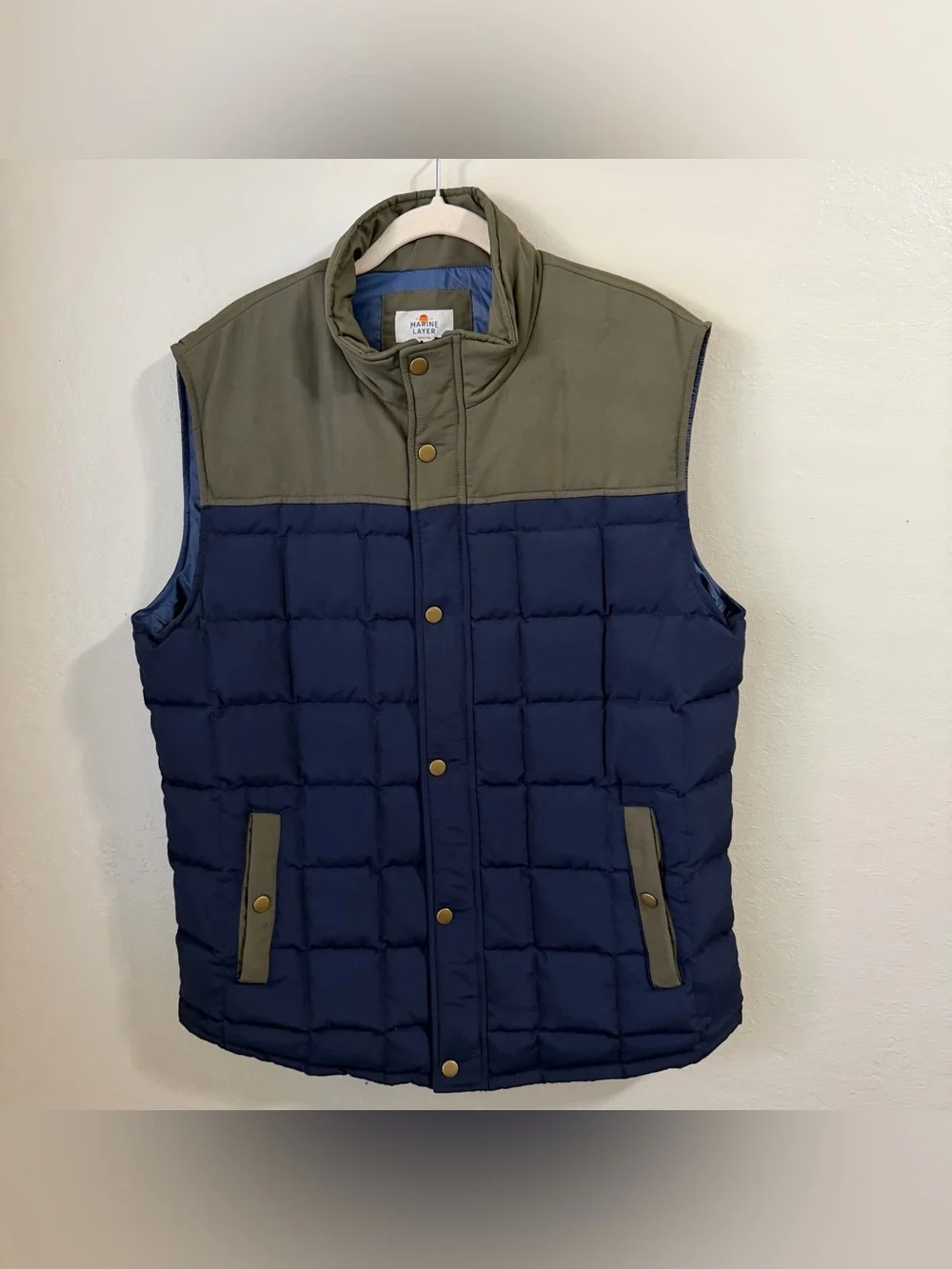 Marine Layer Sawyer Down Puffer Vest Mens M Full Zip Quilted Outdoor Gorpcore